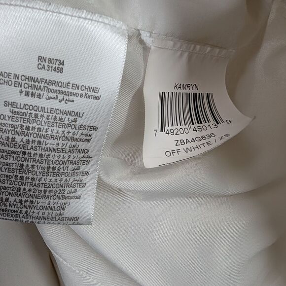 BCBGMaxAzria Cream Blazer with Notched Lapels - Picture 10 of 10